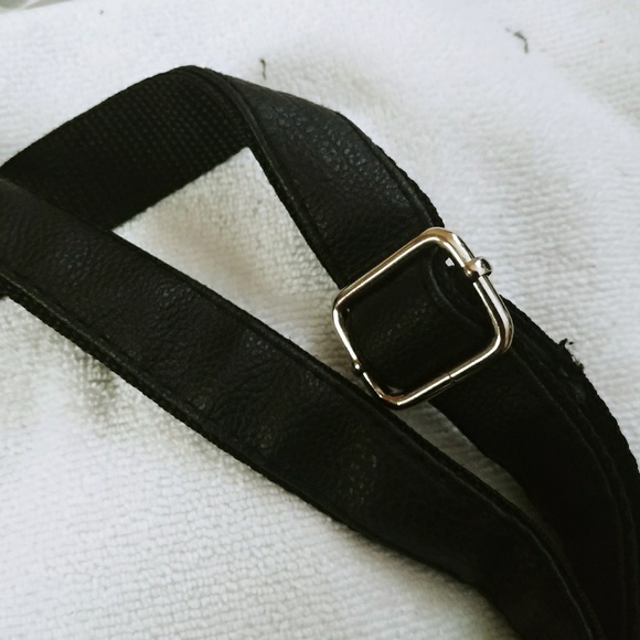 Faux Leather Black crossbody purse - Picture 5 of 5